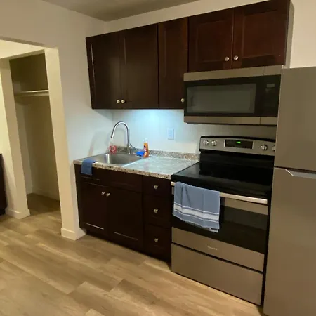 Green River Inn Apartments